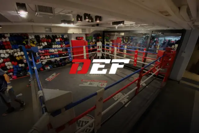 DEF Boxing Gym group boxing classes in Sheung Wan Hong Kong