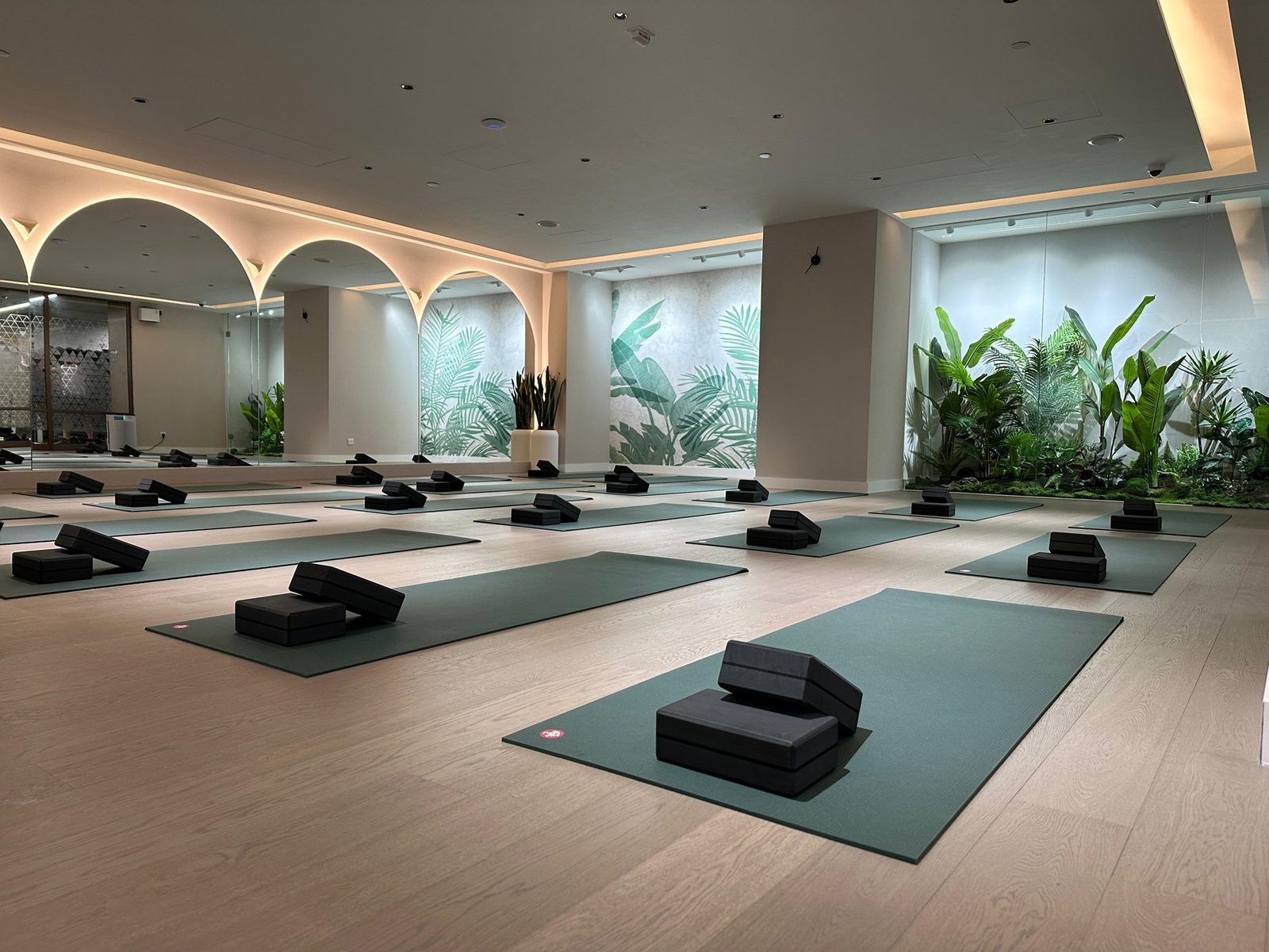 GO24 Fitness interior photo 1