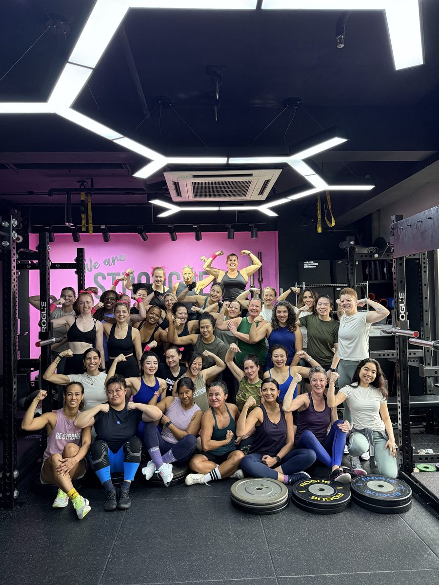Pherform Gym interior photo 1