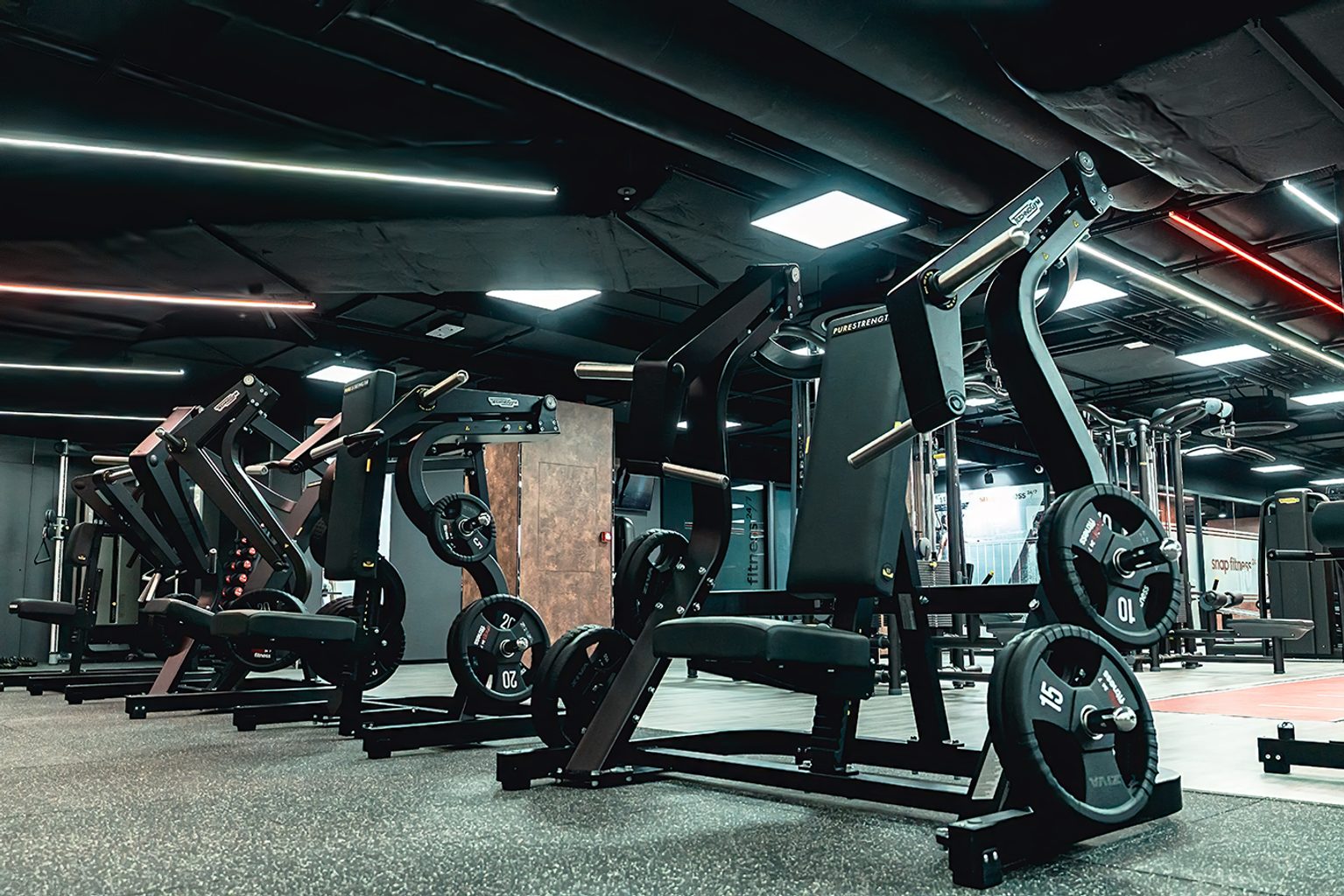 Snap Fitness interior photo 2